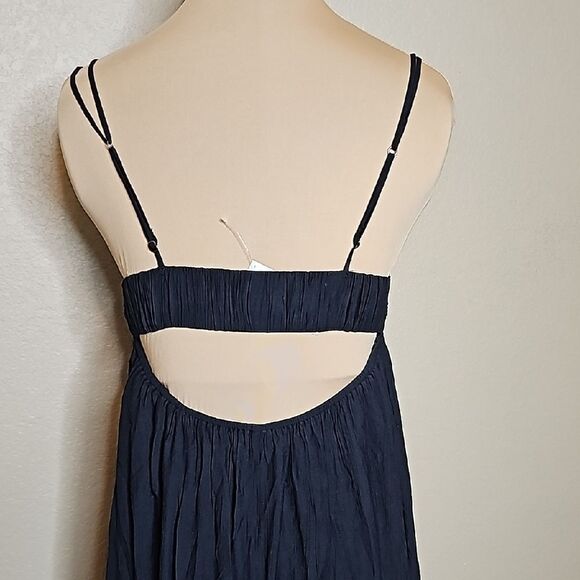 Abercrombie & Fitch Black Backless Dress - Picture 5 of 10